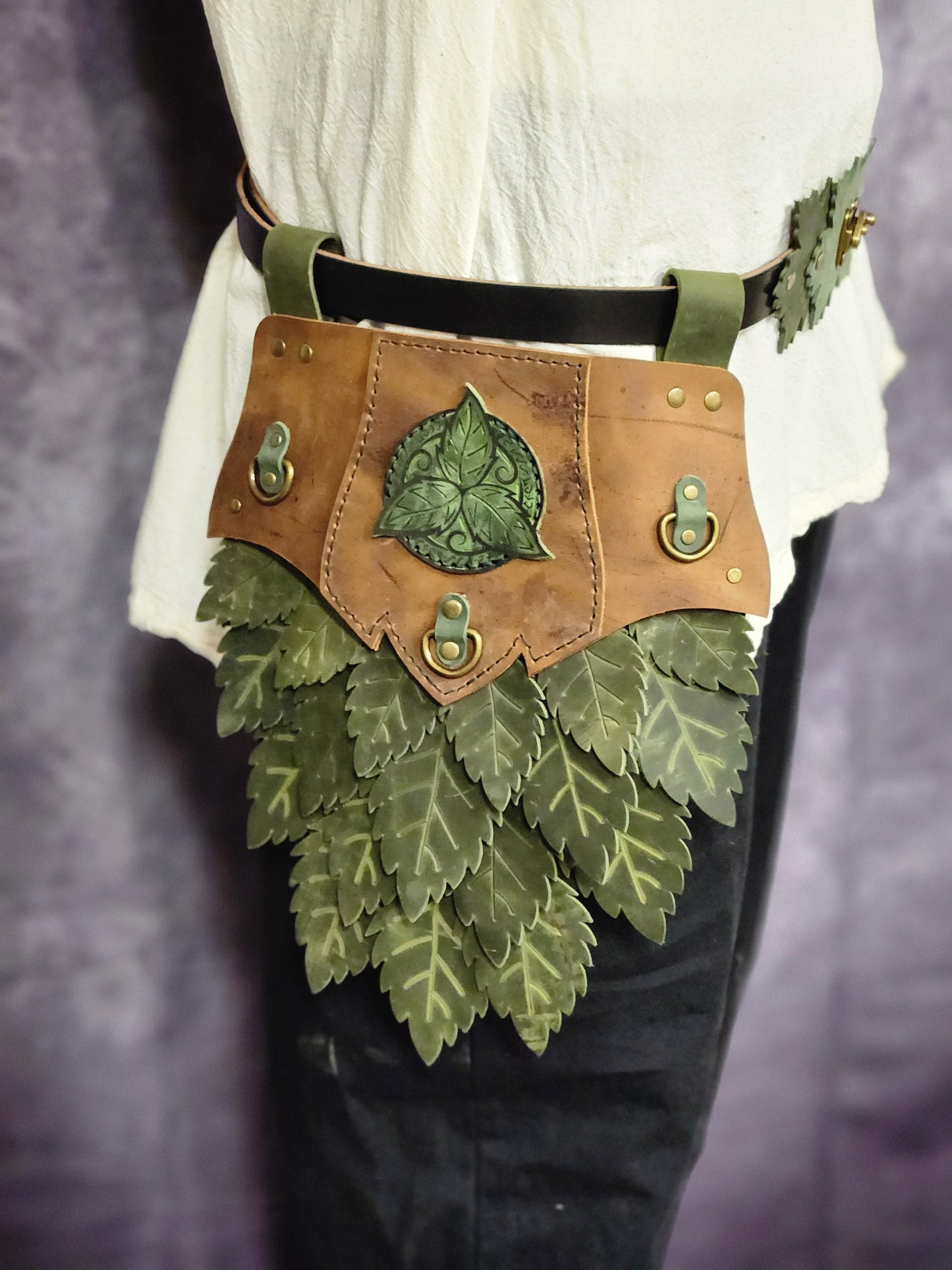 Fairy Leaf Tasset Leather Pattern - Forest Elf Leather Thigh Armor Pattern - Simple Good Leather