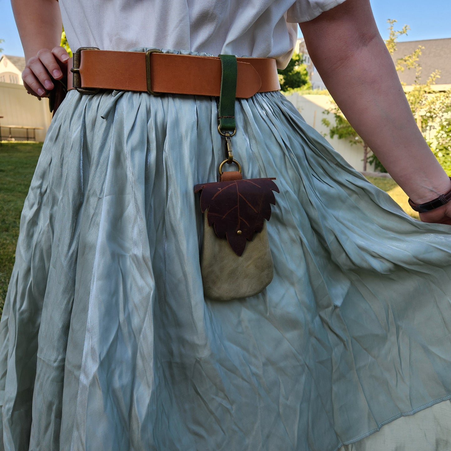Fairy Leaf Pouch Pattern Bundle – 4 Sizes DIY Leather PDF | Forest Elf, Druid, or Fae Belt Pouch for Cosplay, LARP, or Renaissance Faire - Simple Good Leather