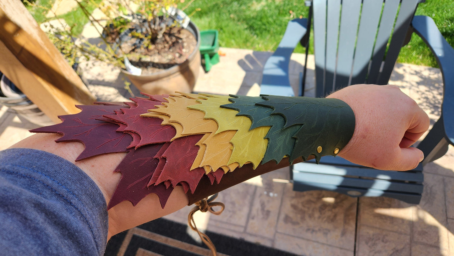 Maple Leaf Leather Bracers - PDF DIY Maple Leaves Arm Guard Patterns: Medieval Bracers, Fantasy, LARP, Template for Cosplay or Ren faire - Simple Good Leather