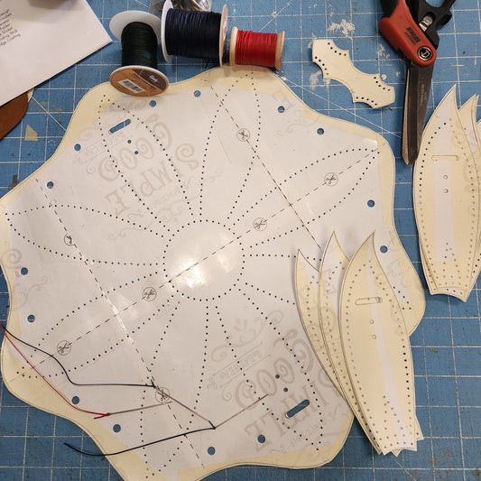 The Original Fairy Flower Handbag Leather Small Purse Pattern Tutorial - DIY Fairy Bag, Druid Bag, for comiccon costume, renfaire cosplay - Simple Good Leather