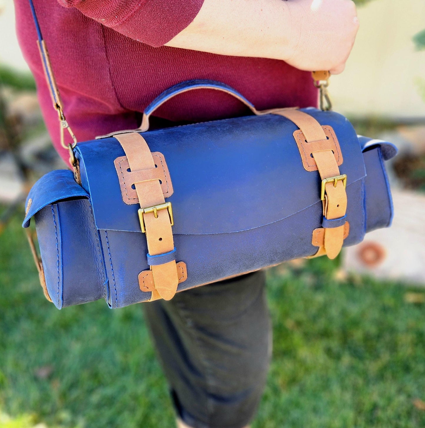 Overnight Duffle Bag Pattern - DIY Leather pattern for Small overnight duffle - PDF Download - Leather Bag with Video Tutorial - Simple Good Leather