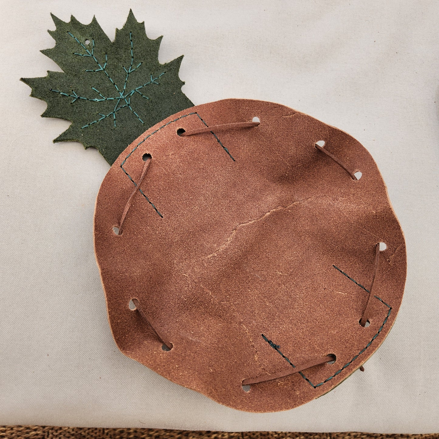 Original Maple Leaf Drawstring Belt Pouch Pattern Tutorial - Elven Leaf Pouch - DIY Fairy Fae pouch Druid Bag