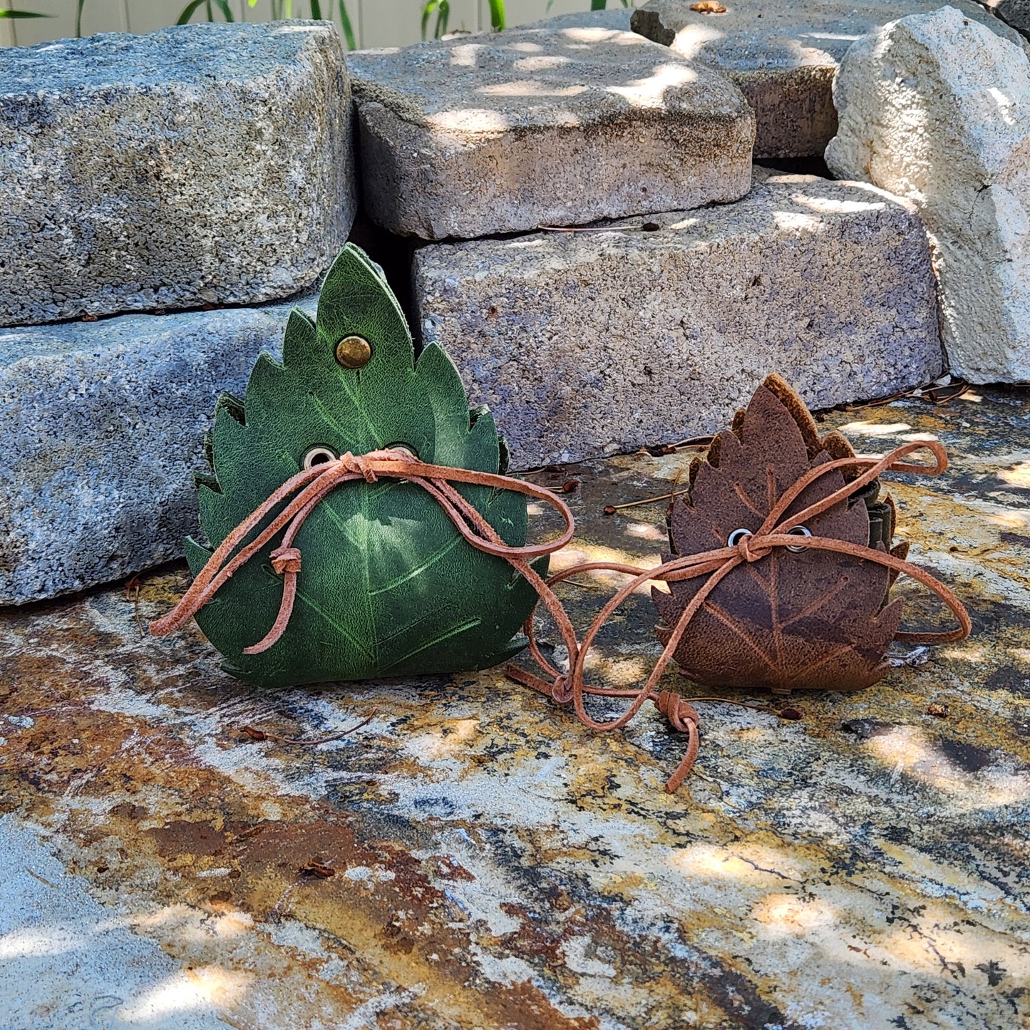 Fairy Leaf Trinket Bags – 2 Sizes DIY Leather PDF | Elf, Druid, or Fae pouch for Cosplay, LARP, or Ren Faire - Simple Good Leather