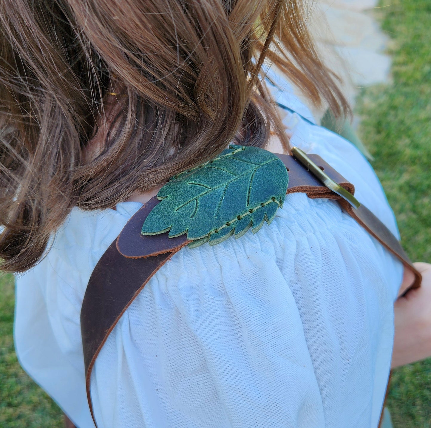Fairy Leaf Purse - Leather pouch pattern - DIY PDF with Maple & Simple Leaf Designs - Fantasy drawstring bag for Elves, DnD, LARP, Cosplay - Simple Good Leather
