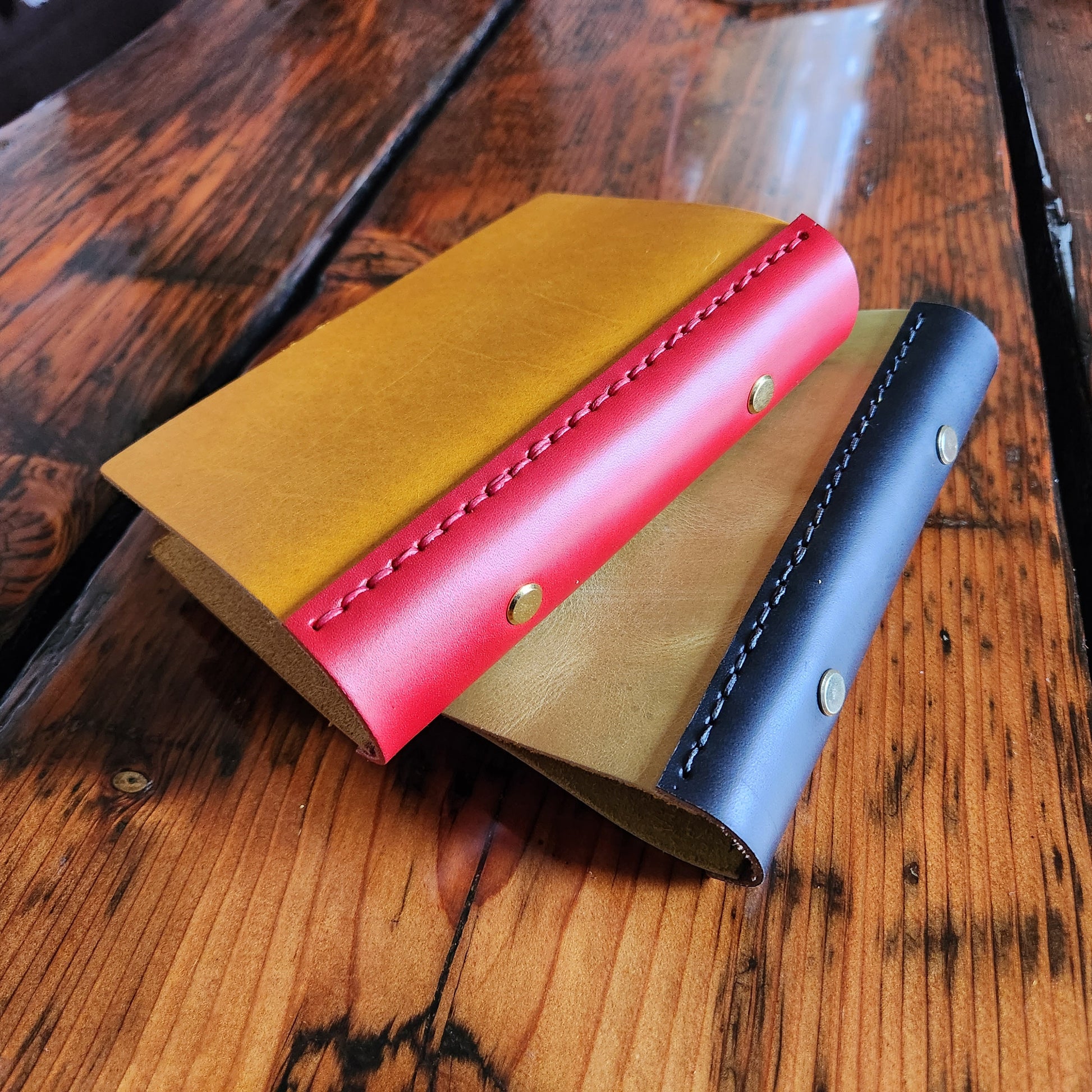 Pocket Travelers Notebook, Refillable Leather Travel Journal for Birthday, Leather Cover for Field Notes, 6 ring binder 3.5 x 5.5 In. - Simple Good Leather