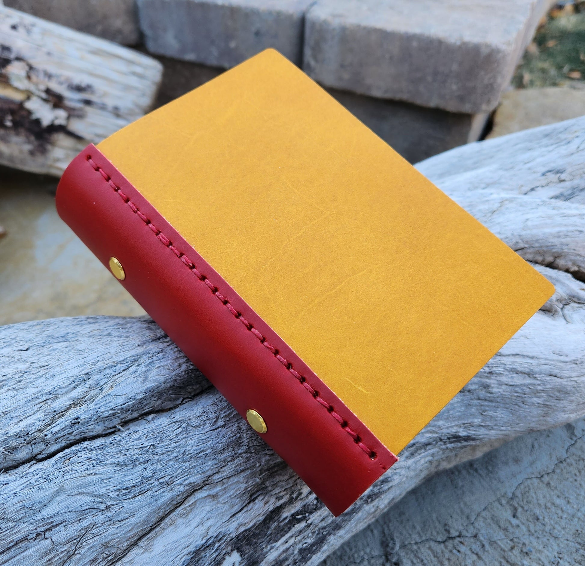 Pocket Travelers Notebook, Refillable Leather Travel Journal for Birthday, Leather Cover for Field Notes, 6 ring binder 3.5 x 5.5 In. - Simple Good Leather