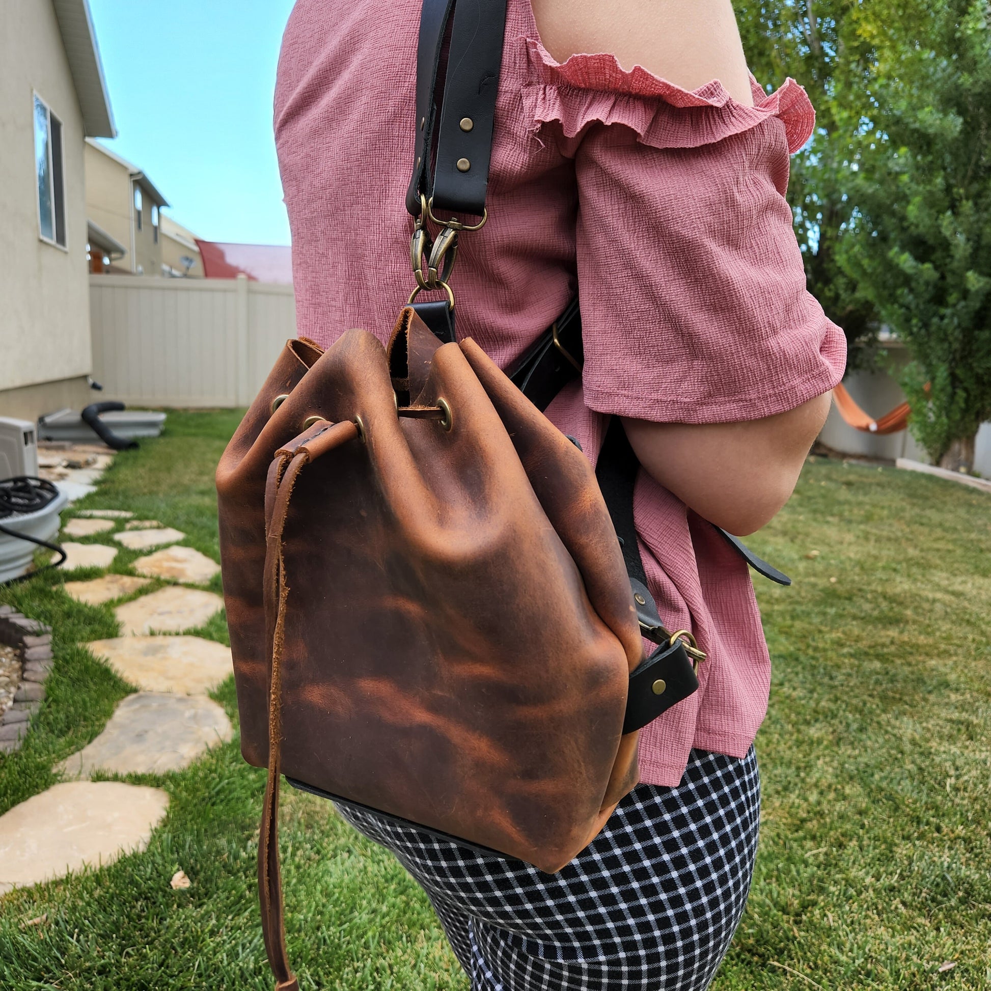 Drawstring Bucket Style Bag Pattern - DIY Leather Pattern - PDF Download - Leather Bag or Backpack with Video Tutorial - Simple Good Leather