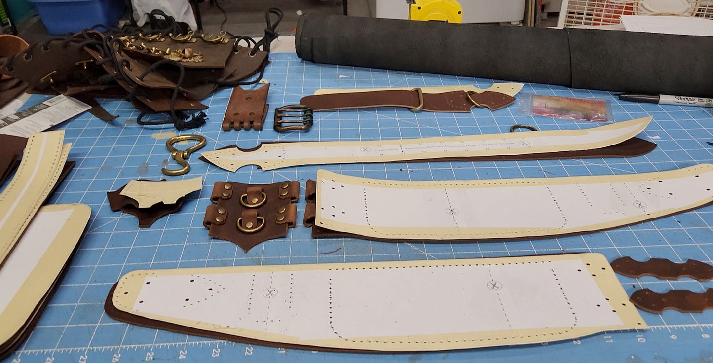 Steampunk Belt PDF Pattern Tutorial - DIY Leather Utility Belt - Medieval Ranger Belt Perfect for comiccon costume, renfaire cosplay, or D&D - Simple Good Leather